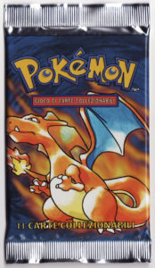 Base Set booster pack — Charizard art (Italian)